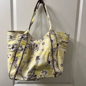 Thirty One Tote Floral Yellow and Gray